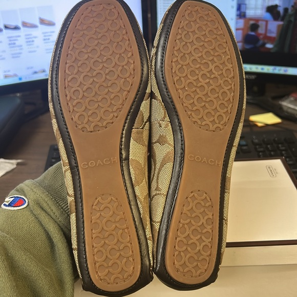 Coach Hillarie Flats - Picture 4 of 5